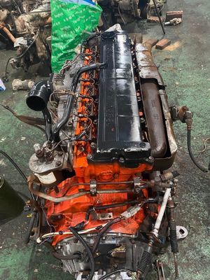 Un buon prezzo. Motore usato in buone condizioni, giapponese originale Isuzu 6he1 in linea