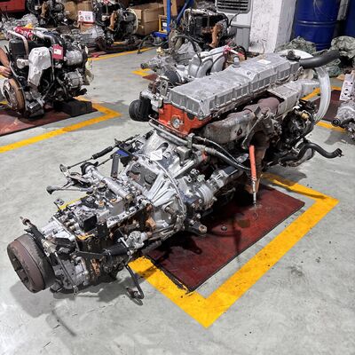 Prezzo buono Motore Diesel 6HH1 Turbo Intercooler con Cilindrata di 8.23L e Coppia di 650–750 N·m per Camion Pesanti in linea