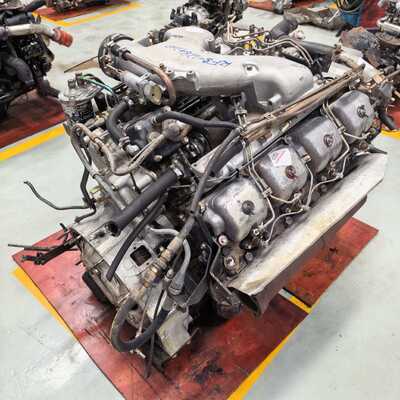 Prezzo buono 16.991L Disposizione V8 Motore Diesel Assemblaggio con aspirazione naturale & Twin Turbo Opzioni per Nissan UD Heavy Trucks in linea