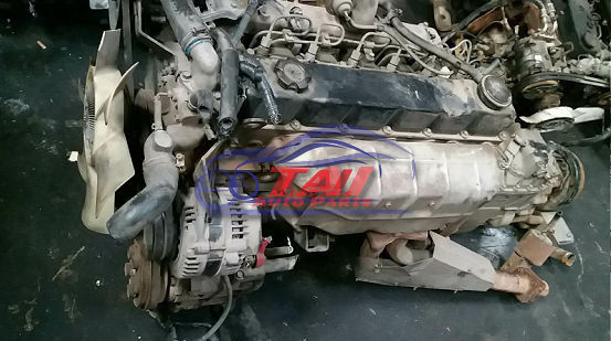 Prezzo buono Buone condizioni Nissan TD42 VQ20 Parti di motore diesel usate in linea
